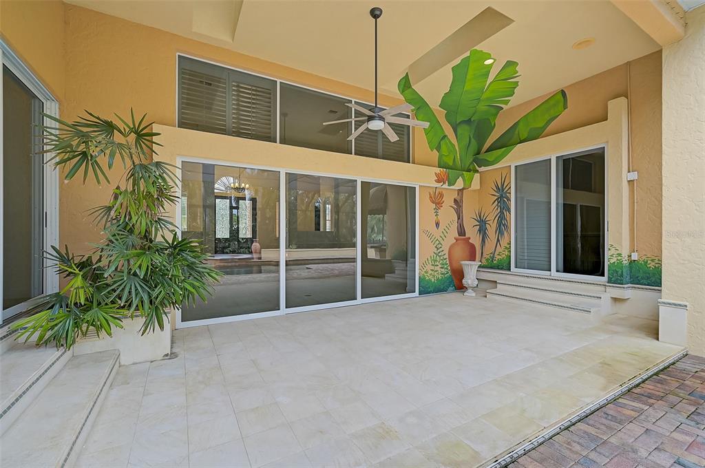 909 MACEWEN DRIVE