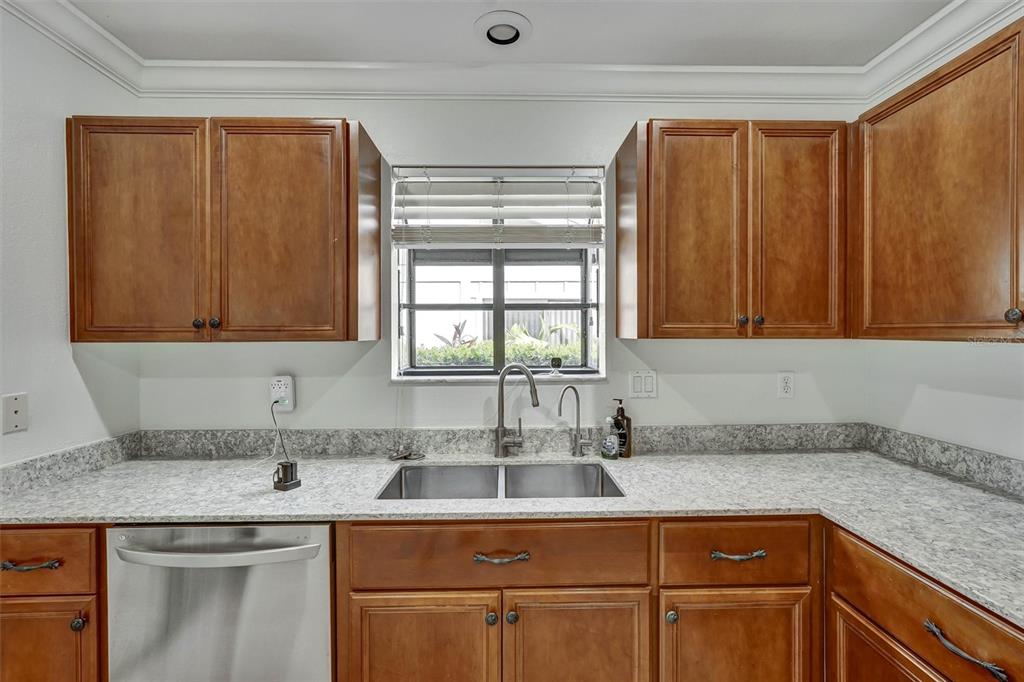 7861 PINE TRACE DRIVE UNIT 786
