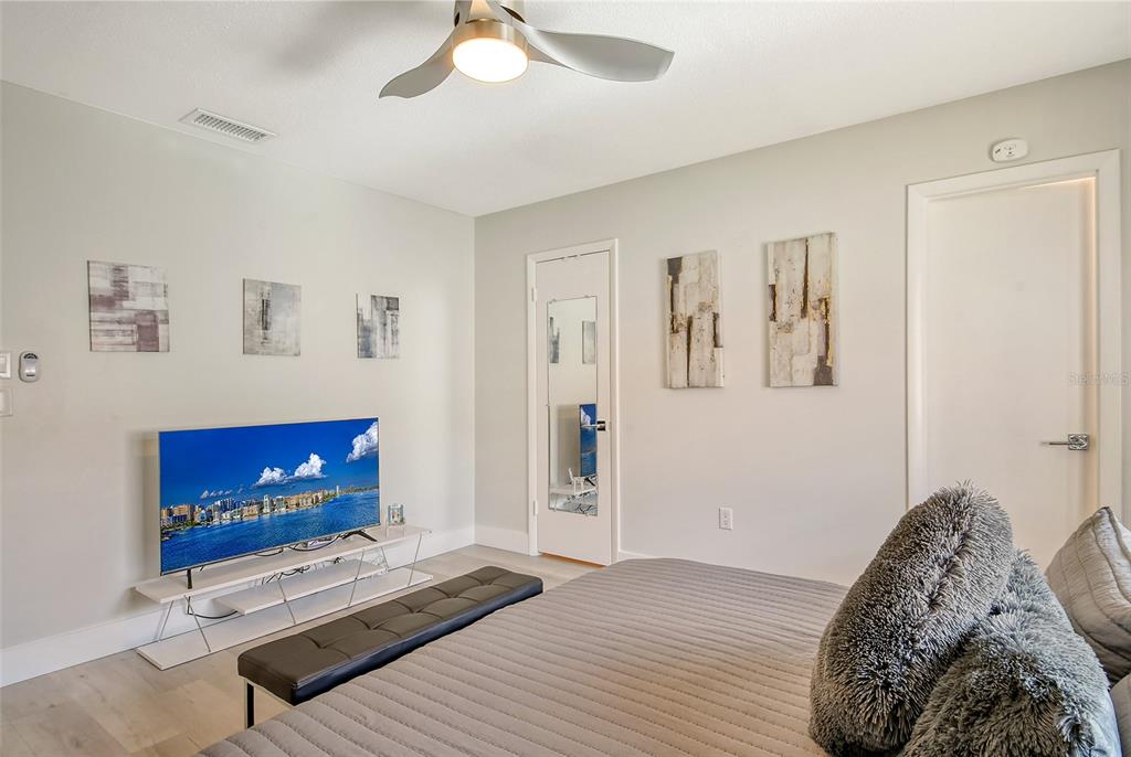 2607 RIVERBLUFF PARKWAY UNIT V
