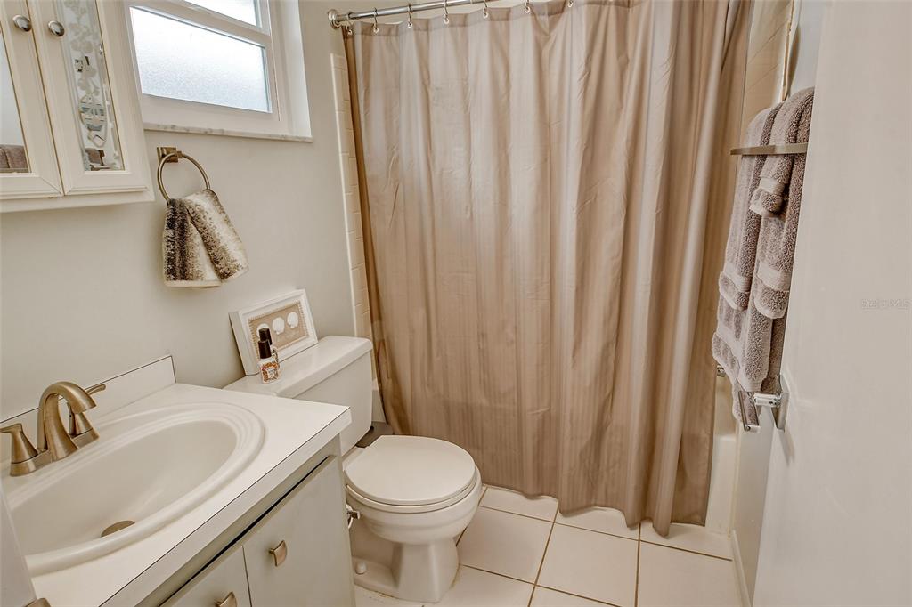 2607 RIVERBLUFF PARKWAY UNIT V