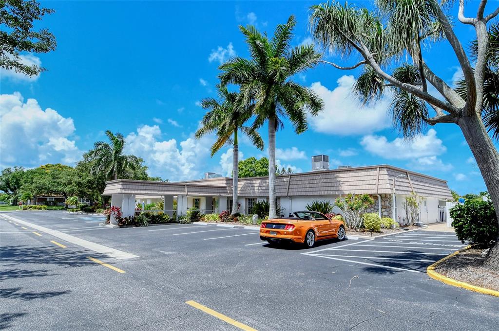 2607 RIVERBLUFF PARKWAY UNIT V
