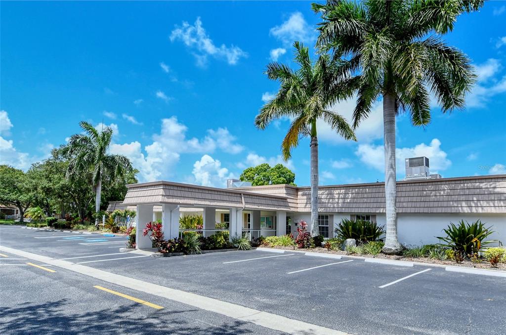 2607 RIVERBLUFF PARKWAY UNIT V