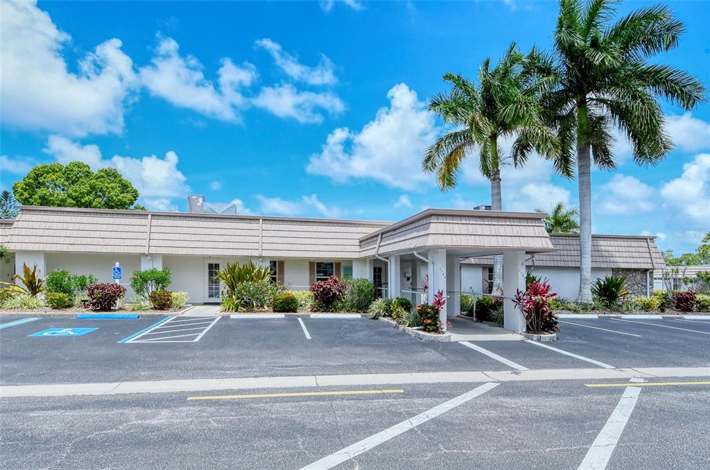 2607 RIVERBLUFF PARKWAY UNIT V
