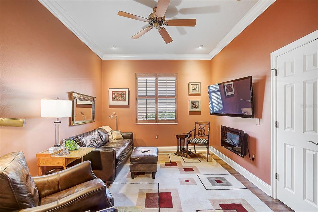 293 TURQUOISE LANE