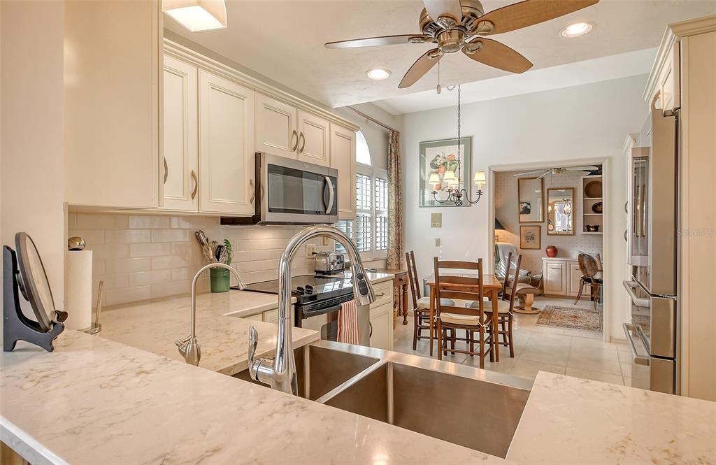 3416 W CHELMSFORD COURT UNIT 2