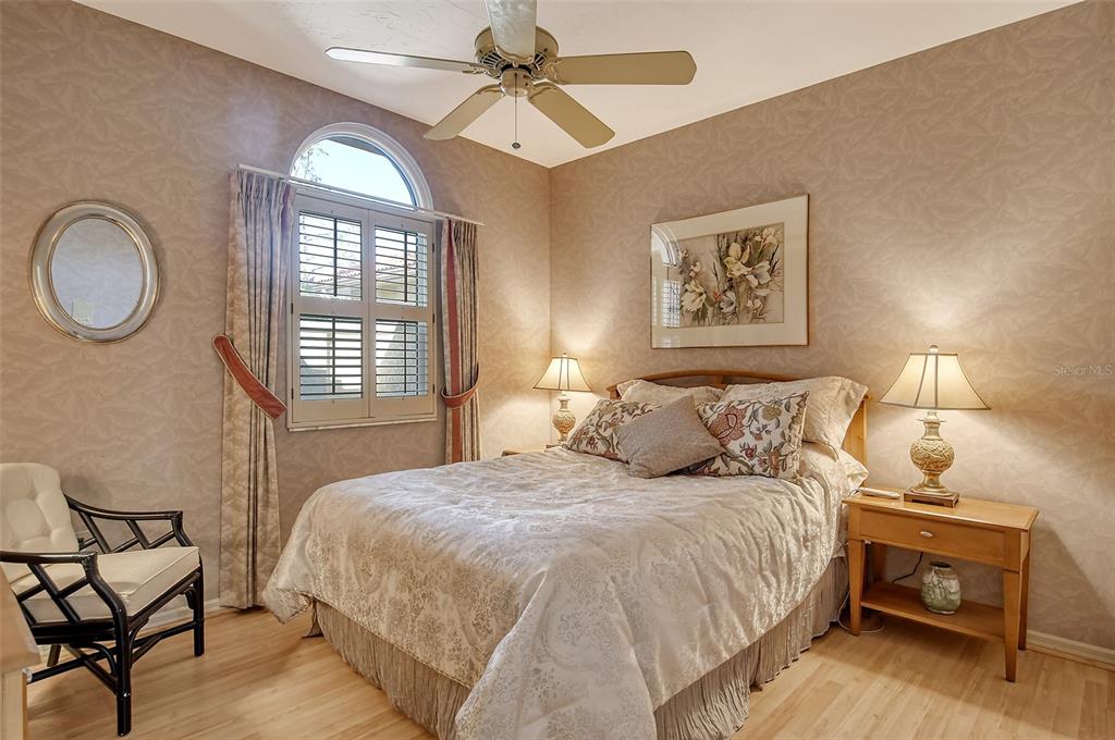 3416 W CHELMSFORD COURT UNIT 2