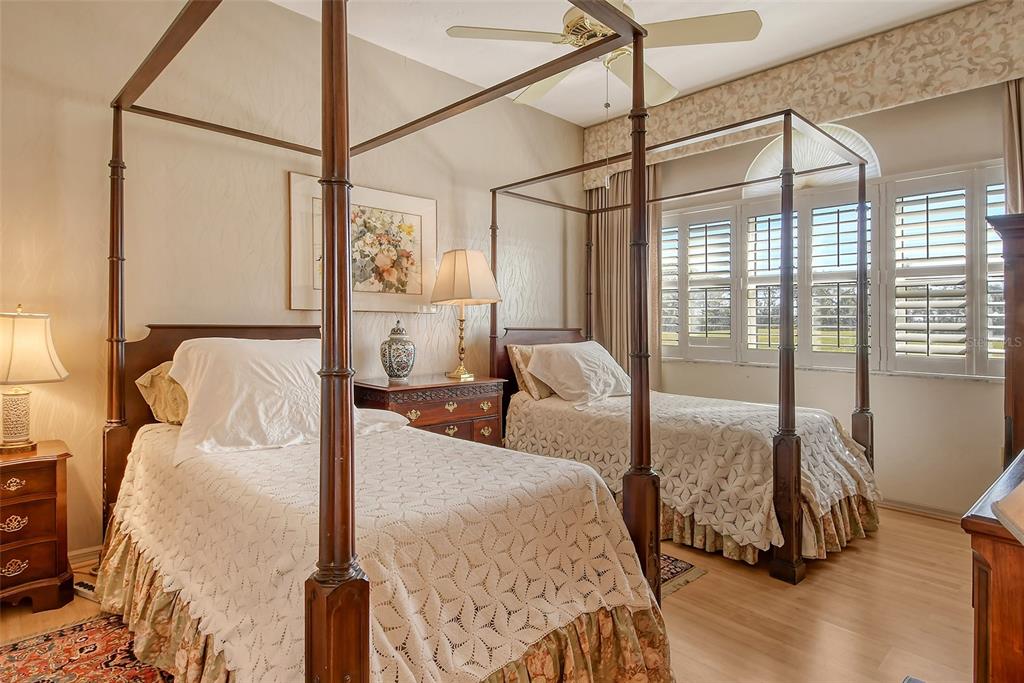 3416 W CHELMSFORD COURT UNIT 2
