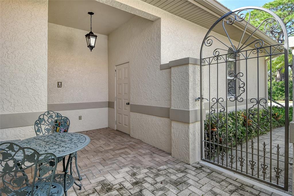 3416 W CHELMSFORD COURT UNIT 2