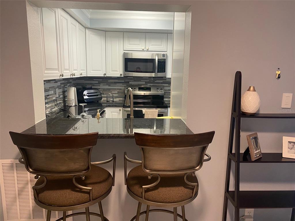 2763 WOODGATE LANE UNIT 208