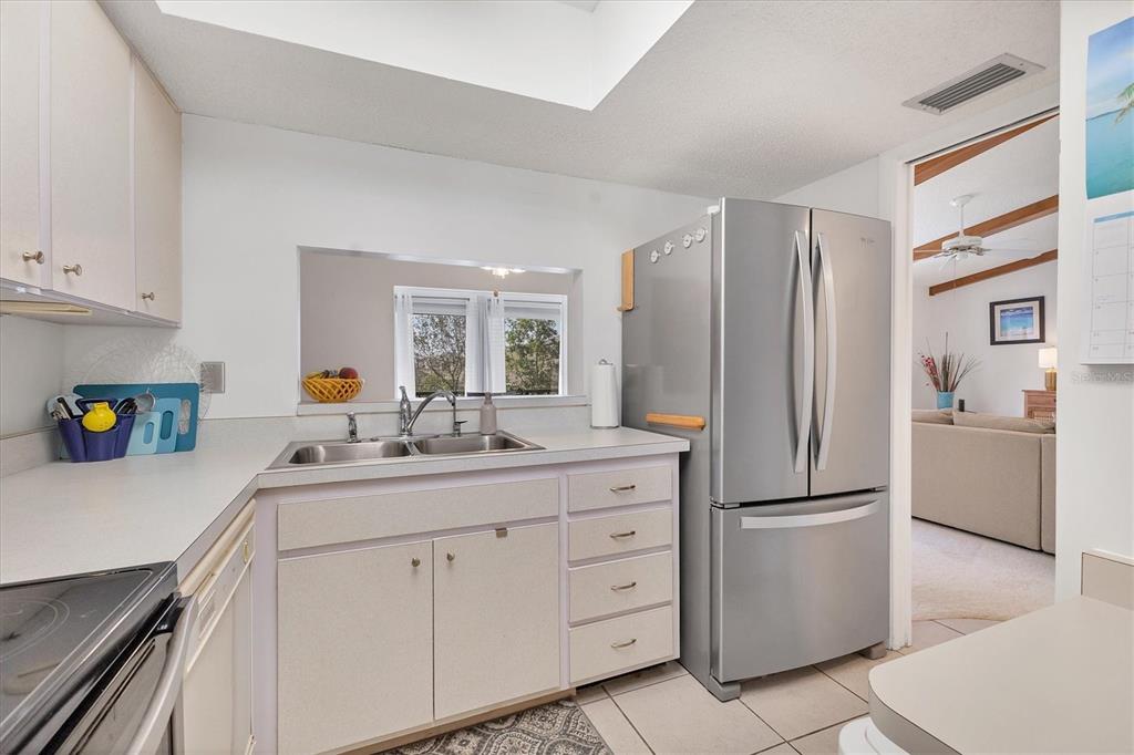 2446 CLUBHOUSE CIRCLE UNIT 202