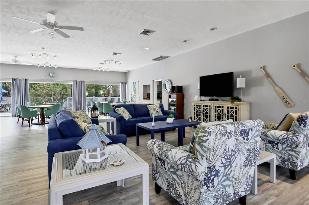2446 CLUBHOUSE CIRCLE UNIT 202