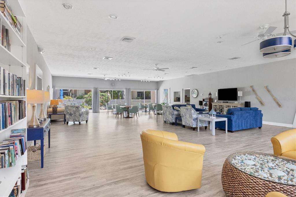 2446 CLUBHOUSE CIRCLE UNIT 202