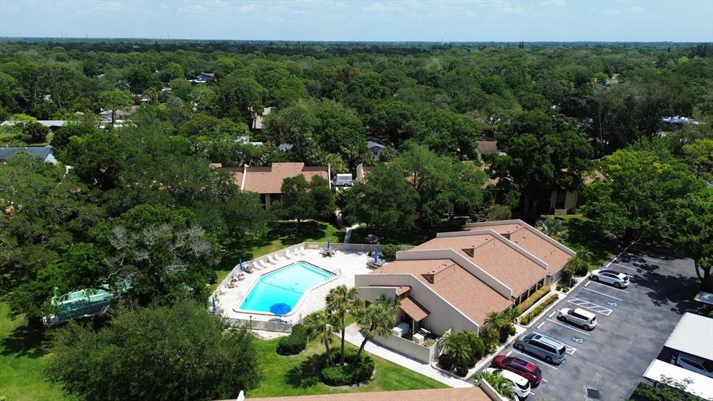 2446 CLUBHOUSE CIRCLE UNIT 202