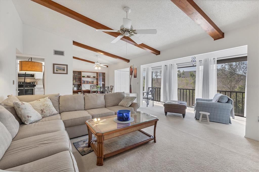 2446 CLUBHOUSE CIRCLE UNIT 202