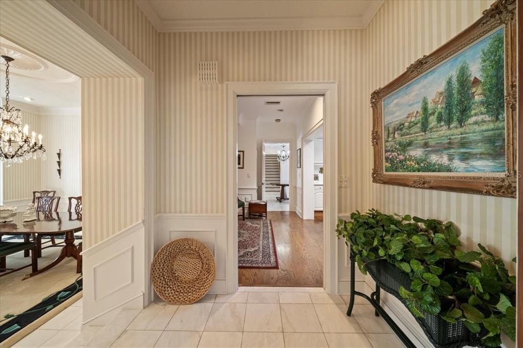 236 SAINT JAMES PARK