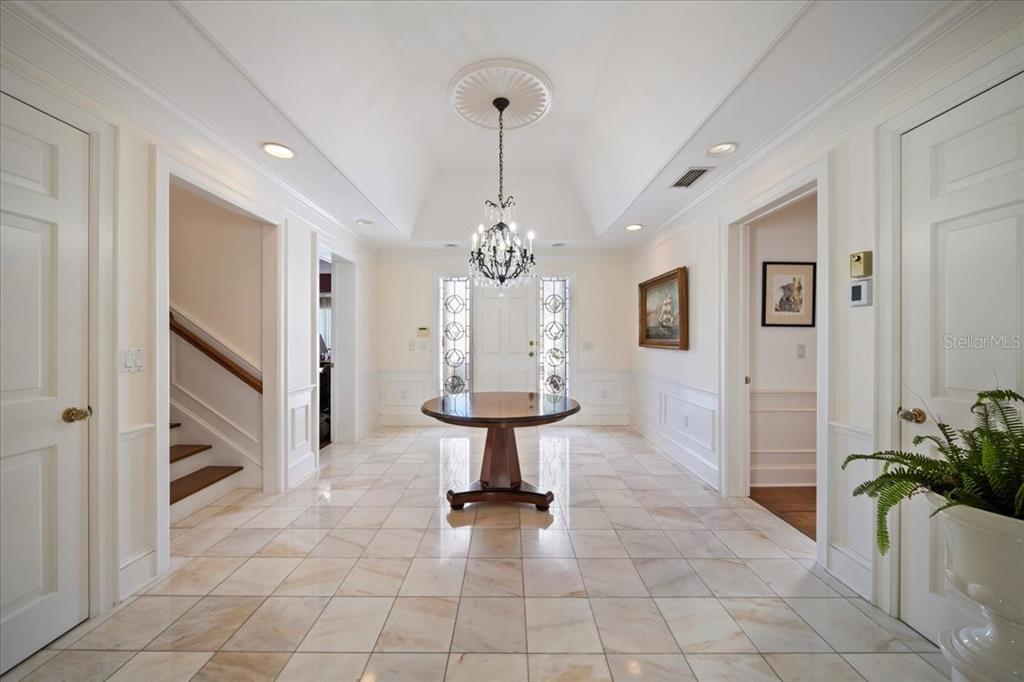 236 SAINT JAMES PARK