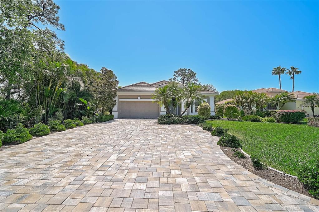 13 BAYHEAD LANE