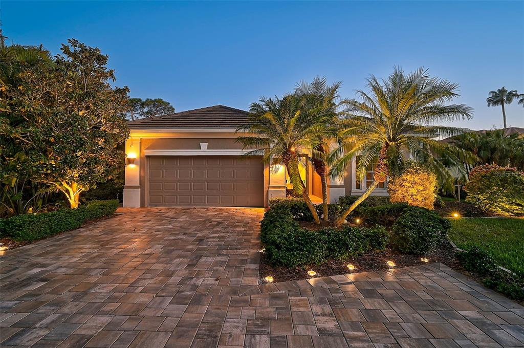 13 BAYHEAD LANE