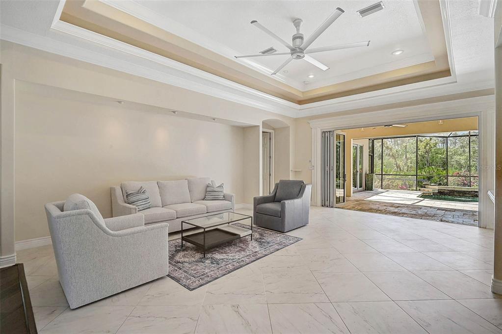 13 BAYHEAD LANE