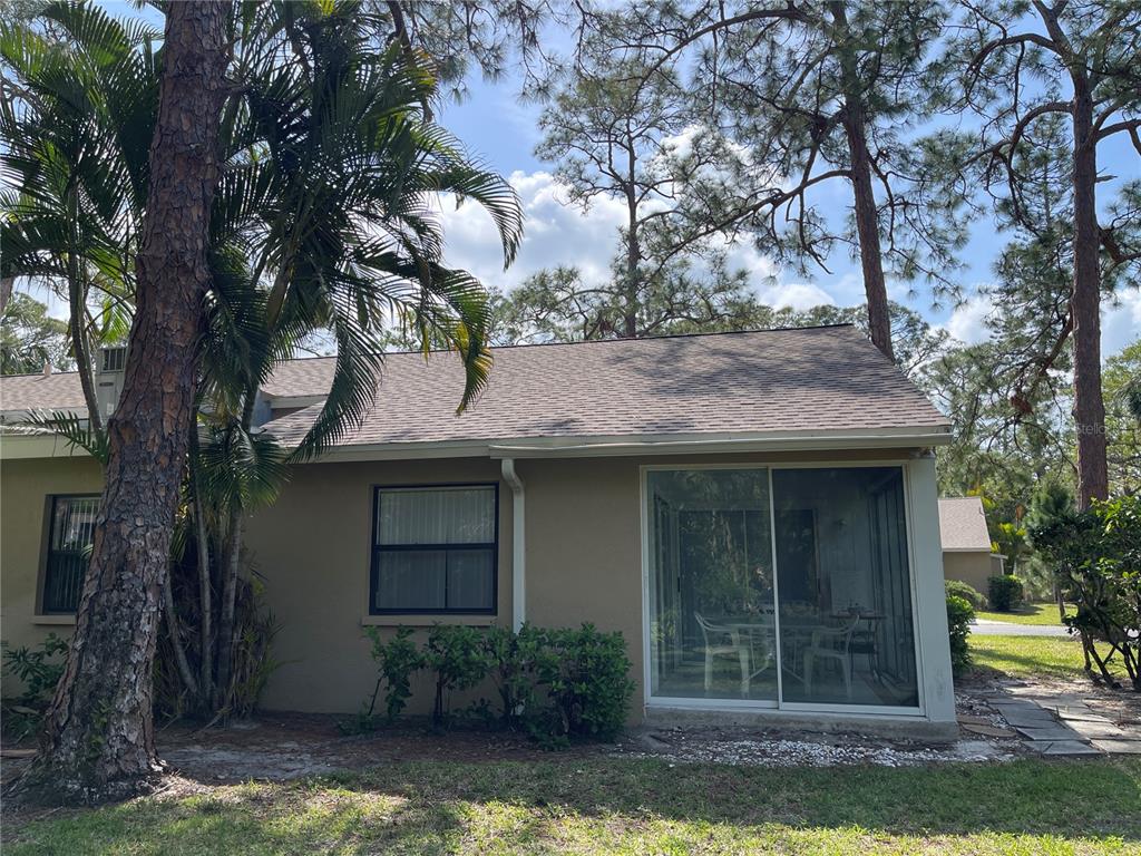 4944 VILLAGE GARDENS DRIVE UNI