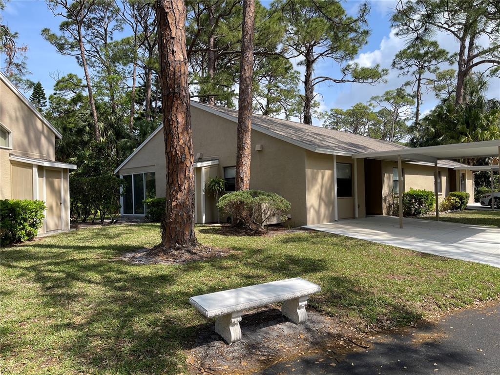 4944 VILLAGE GARDENS DRIVE UNI