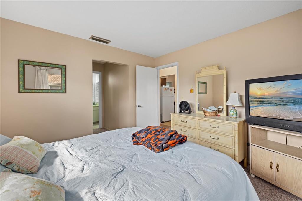 1343 GLENDALE CIRCLE W UNIT 21