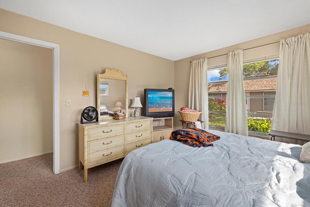 1343 GLENDALE CIRCLE W UNIT 21