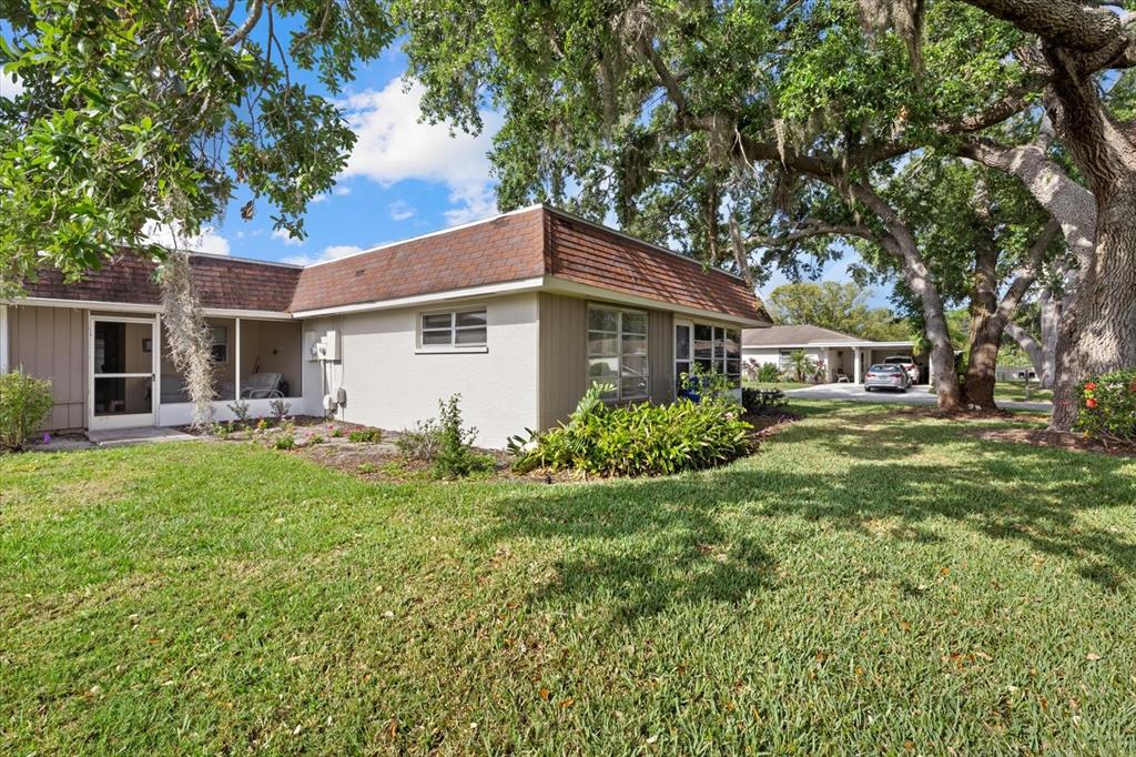 1343 GLENDALE CIRCLE W UNIT 21