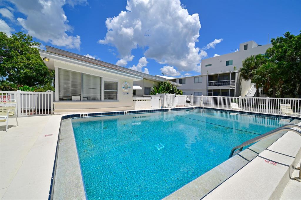 170 ROOSEVELT DRIVE UNIT 5