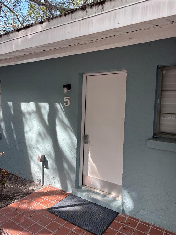 170 ROOSEVELT DRIVE UNIT 5