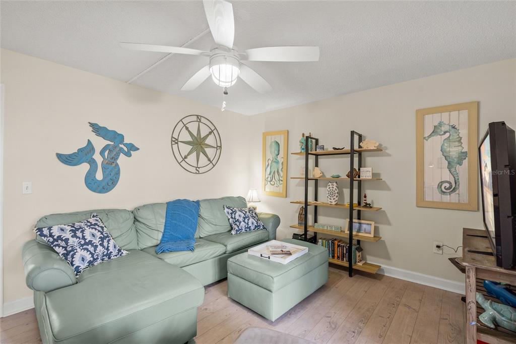 6713 MIDNIGHT PASS ROAD UNIT 4