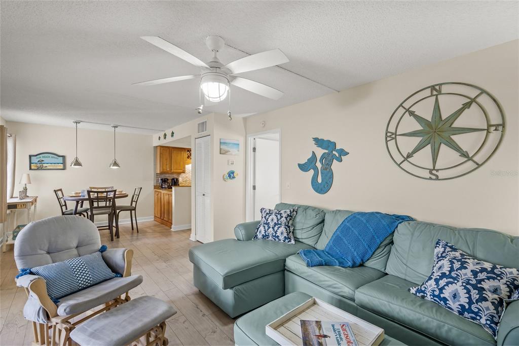 6713 MIDNIGHT PASS ROAD UNIT 4