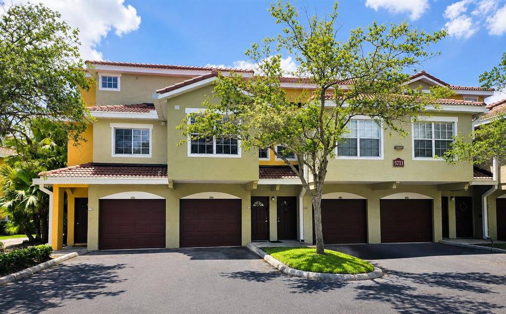 5711 BENTGRASS DRIVE UNIT 19-2