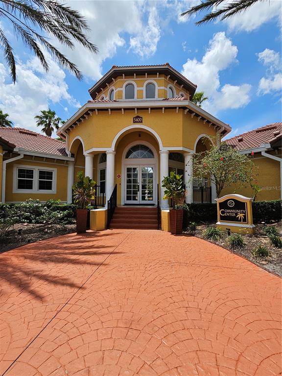5711 BENTGRASS DRIVE UNIT 19-2