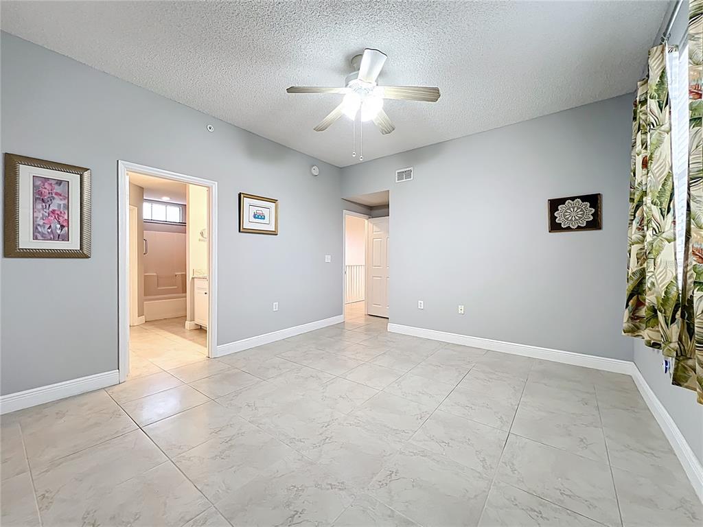 5459 BENTGRASS DRIVE UNIT 2-11