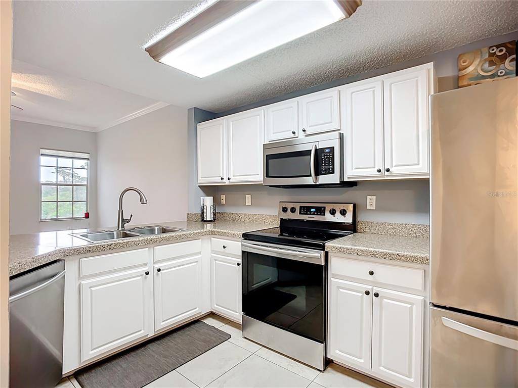 5459 BENTGRASS DRIVE UNIT 2-11