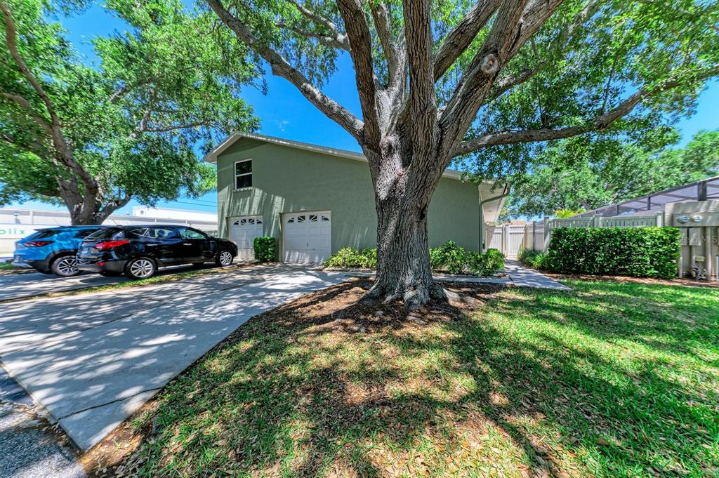 4154 CENTER POINTE CIRCLE UNIT