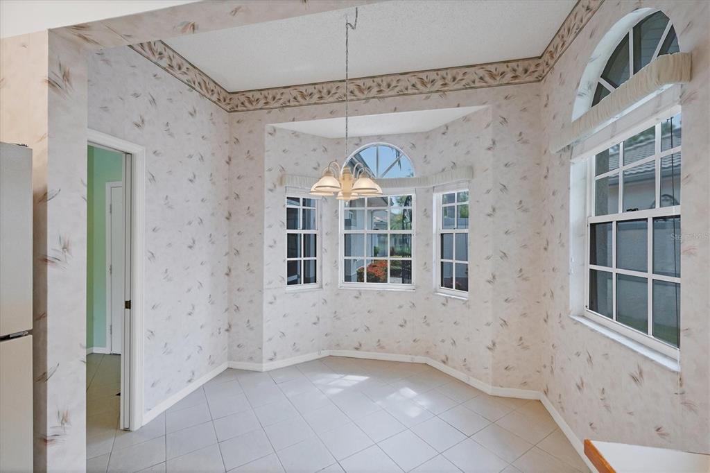 5662 LONG COMMON CIRCLE UNIT 8