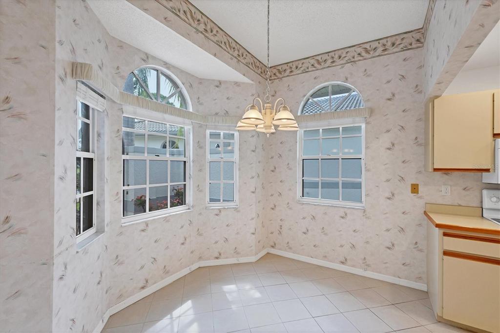5662 LONG COMMON CIRCLE UNIT 8