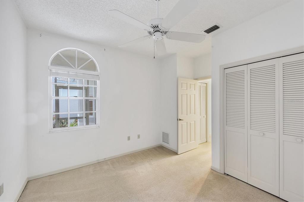 5662 LONG COMMON CIRCLE UNIT 8