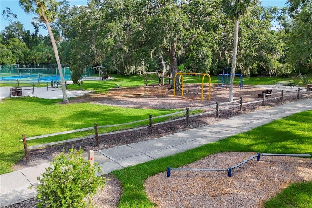 5662 LONG COMMON CIRCLE UNIT 8