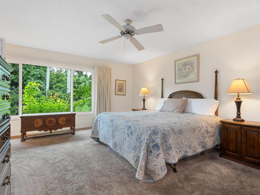 4004 WILSHIRE CIRCLE E UNIT 89