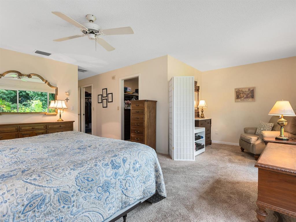 4004 WILSHIRE CIRCLE E UNIT 89