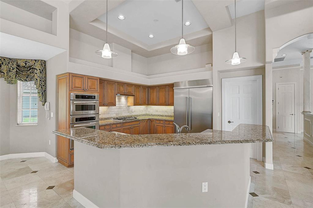 852 MACEWEN DRIVE