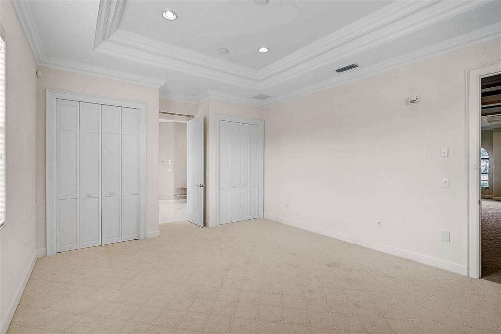 852 MACEWEN DRIVE