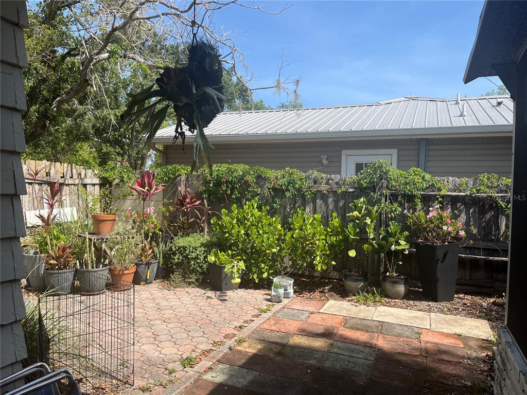 2415 PELICAN DRIVE