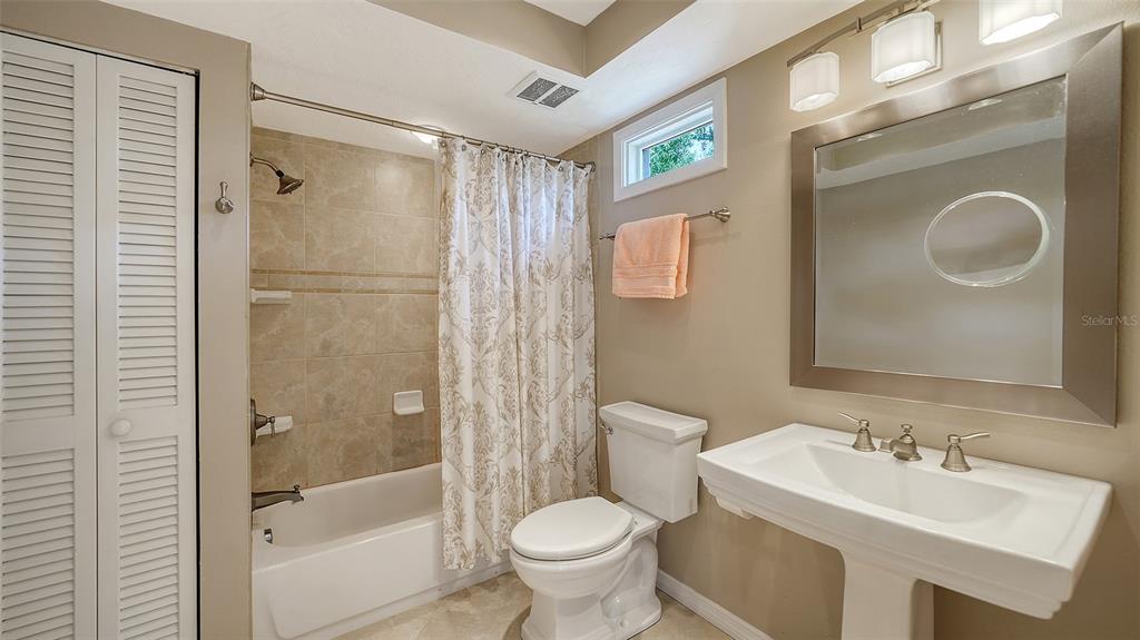 4983 GREENCROFT ROAD UNIT 181