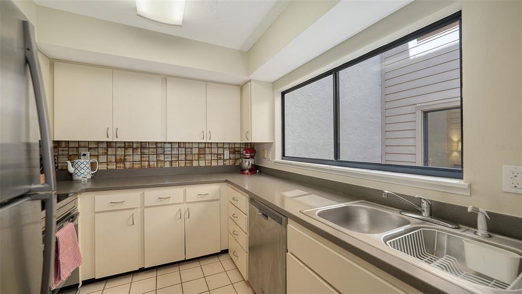 4983 GREENCROFT ROAD UNIT 181