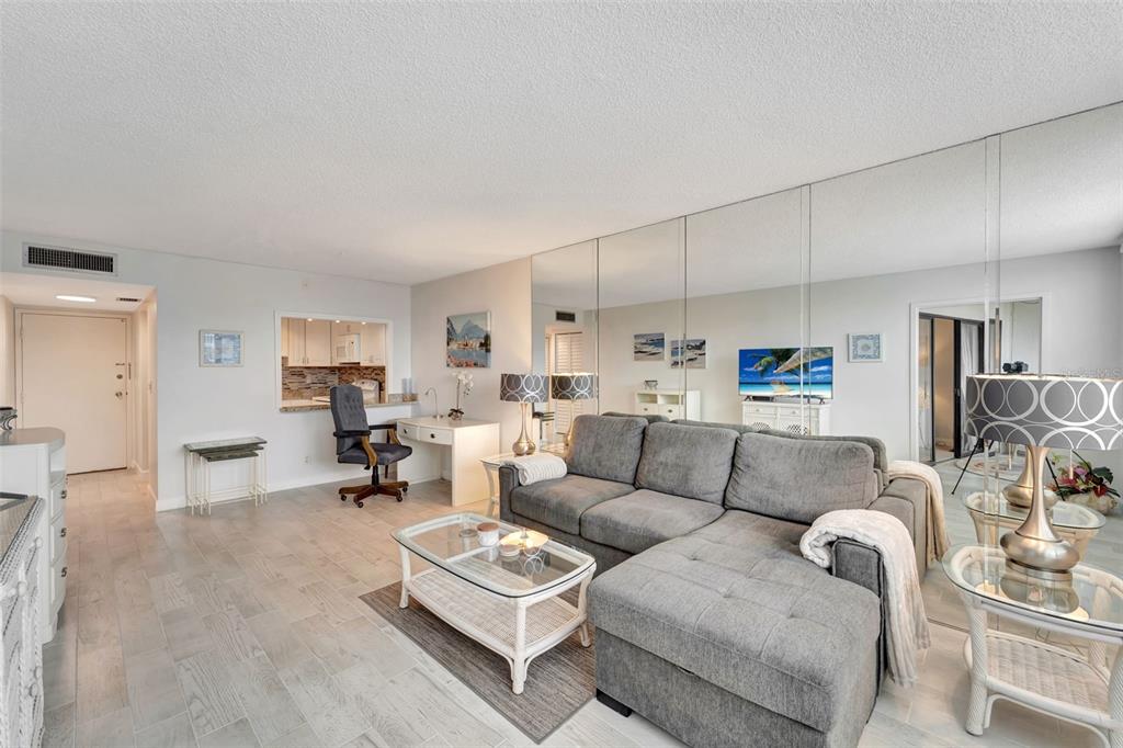 5855 MIDNIGHT PASS ROAD UNIT 3