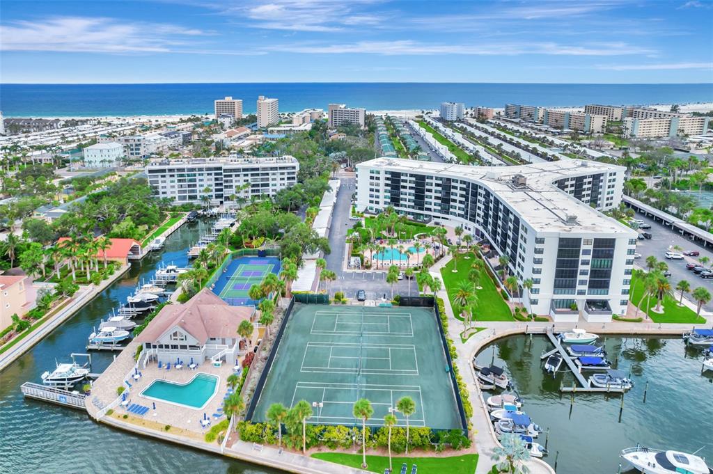 5855 MIDNIGHT PASS ROAD UNIT 3